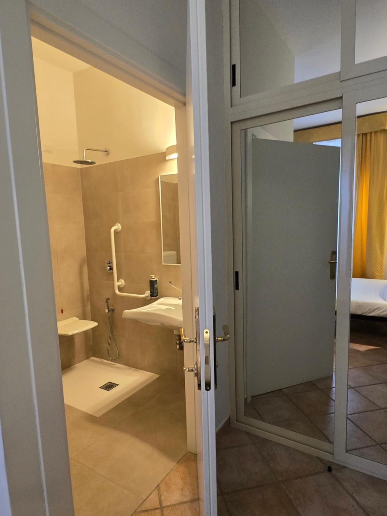 Sourire Hotel Rome Extérieur photo