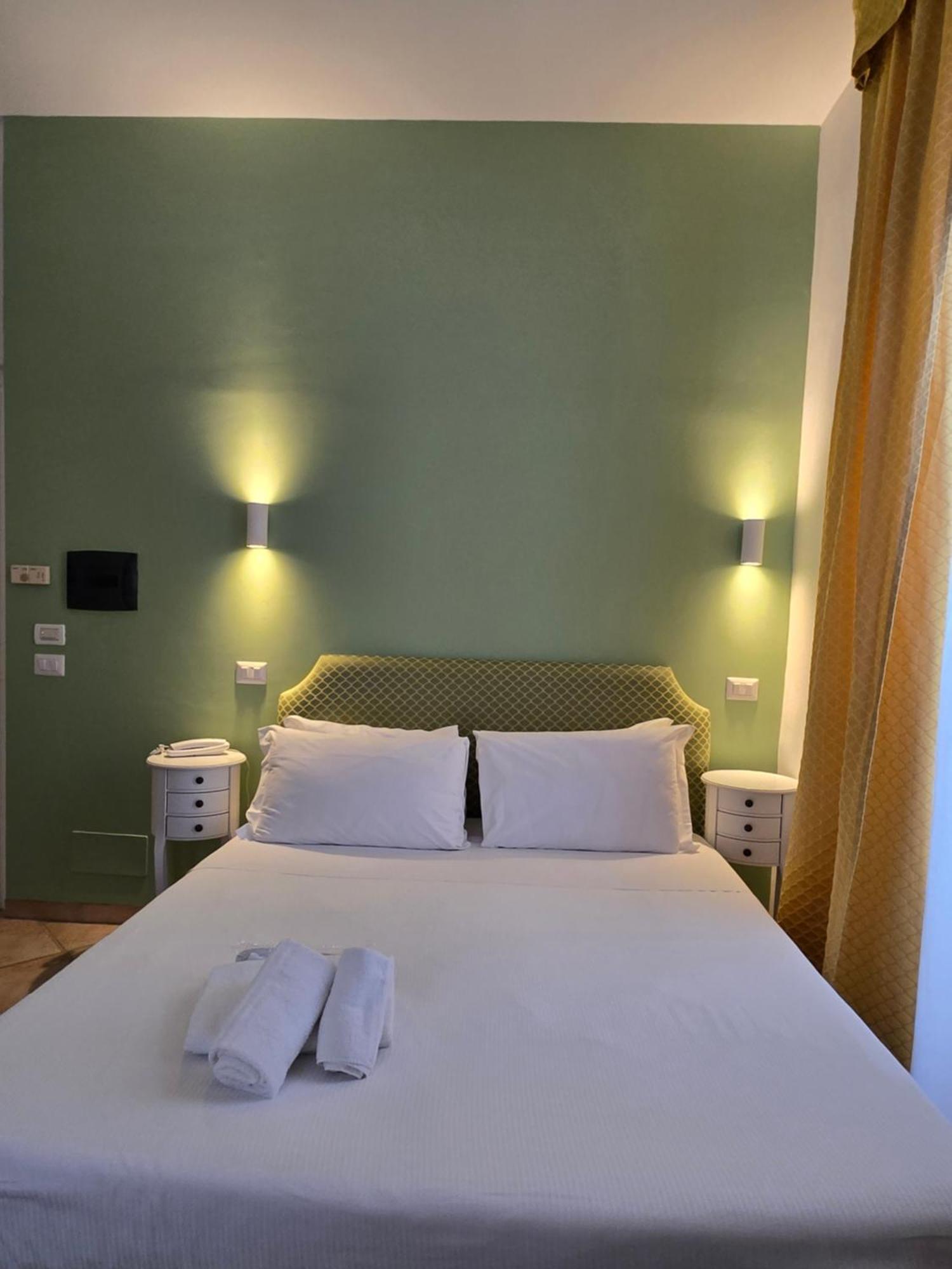 Sourire Hotel Rome Extérieur photo
